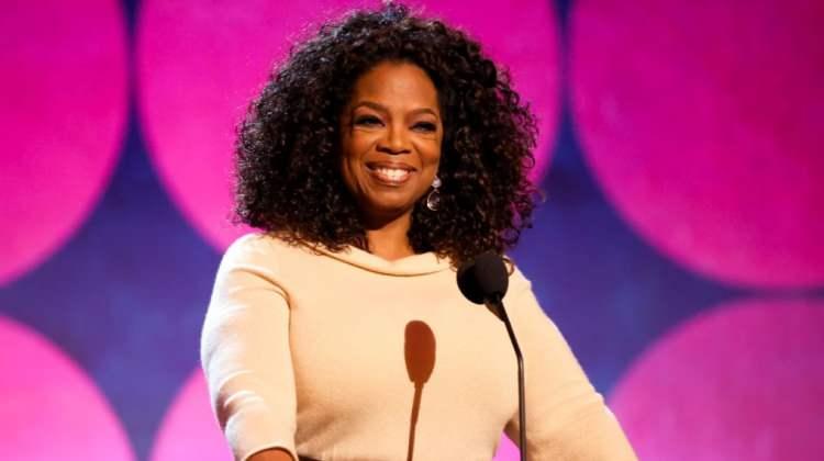 <p><span style="color:#0000CD"><strong>Sunucu, girişimci ve yazar Oprah Winfrey, 2.6 milyar dolar servetle 1196. sırada yer alıyor.</strong></span></p>