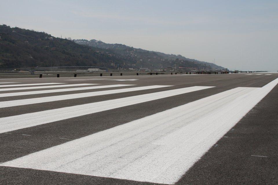 <p>O anlamda da çok ciddi bir altyapı işlevi görecek. Havalimanını sadece bir yolcunun binip gittiği yer olarak değerlendirmek çok yanlış olur. </p>