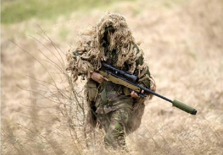 <p>Rusya'nın korkulu rüyası kadın sniper "Kömür" ilk kez görüntülendi!</p>