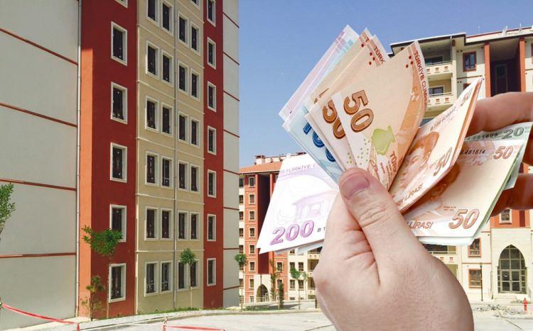 <p> Mart ayında toplam konut satışları içinde yabancılara yapılan konut satışının payı yüzde 4,1 oldu. Yabancılara yapılan konut satışlarında ilk sırayı 2 bin 245 konut satışı ile İstanbul aldı. İstanbul'u sırasıyla bin 434 konut satışı ile Antalya, 347 konut satışı ile Ankara izledi.</p>
