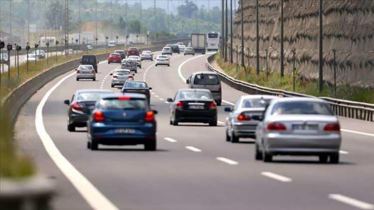 <p>Öyle ki, Sigortacılık ve Özel Emeklilik Düzenleme ve Denetleme Kurumu (SEDDK), motorlu araçlar zorunlu mali sorumluluk sigortası primleri genelgesinde değişiklik yaptı. </p>
