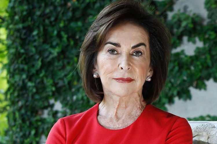 <p>9- Şilili maden patronu Iris Fontbona, 22.8 milyar dolarlık servetiyle dikkat çekiyor.</p>