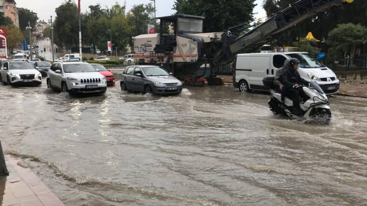 <p> Hatay<br />
Pazartesi ve salı - Kuvvetli sağanak</p>