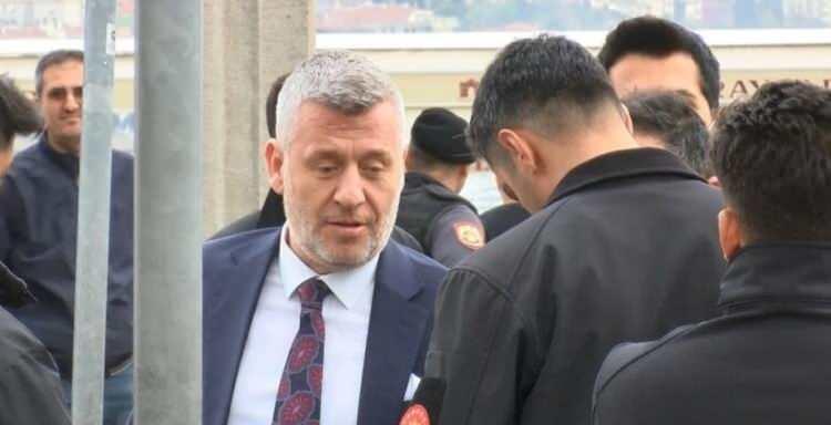 <p><strong><span style="color:#8B4513">Metin Şentürk</span></strong></p>