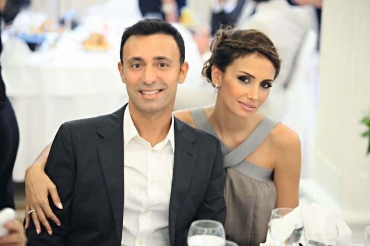 <p><strong>Mustafa Sandal ile çekişmeli bir boşanma süreci yaşayan Jahovic, nafaka davalarının devam ettiğini söyledi. </strong></p>
