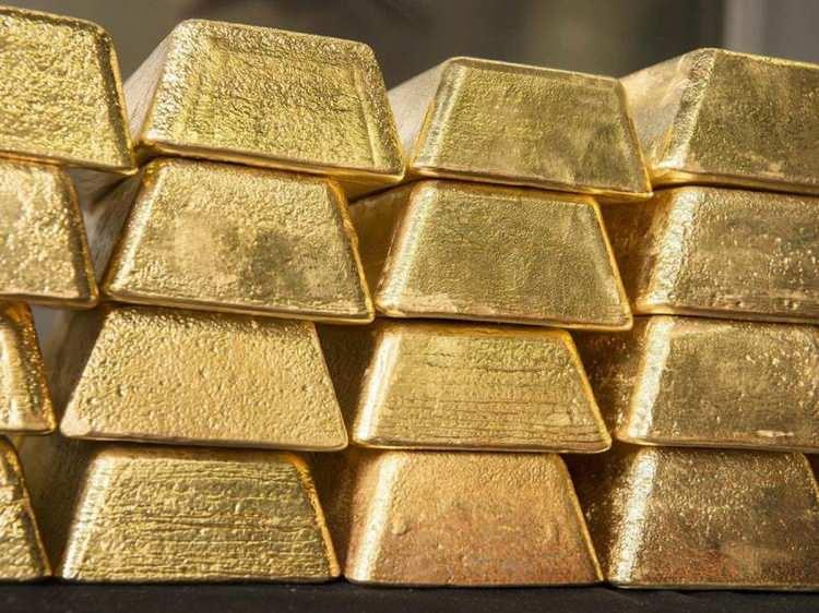 <p><strong>AVANTAJLAR</strong></p>

<p>Türkiye'nin her yerinde tasarruflarınız bankacılık sistemiyle güvence altındadır. </p>

<p>Kiralık kasa maliyetinden kurtulursunuz</p>
