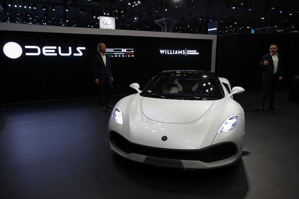 <p>Deus Vayanne Electric Supercar</p>
