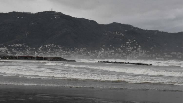 <p> Ordu<br />
Pazartesi, salı ve çarşamba - Kuvvetli yağmurlu</p>
