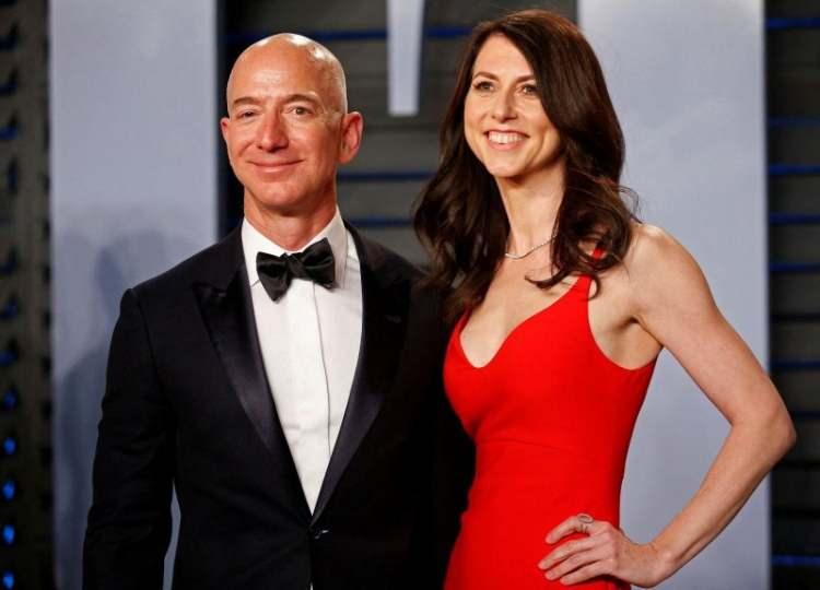 <p>4- Jeff Bezos ile boşandıktan sonra Amazon’un yüzde 4 hissesini alan ABD’li MacKenzie Scott’ın net serveti 43.6 milyar dolar.</p>
<p> </p>