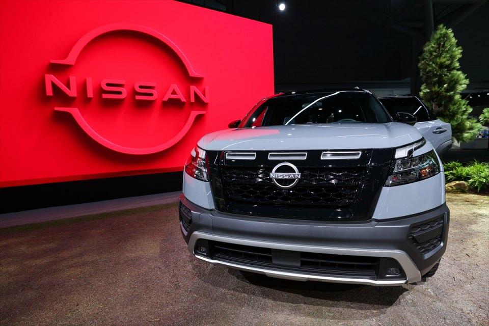 <p>Nissan Pathfinder Rock Creek </p>
