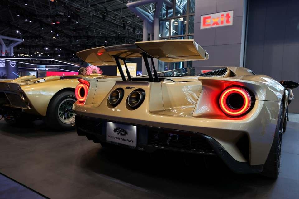 <p>Ford GT </p>
