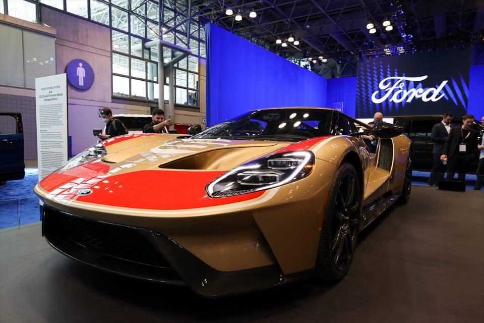<p>Ford GT </p>