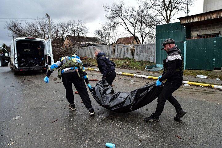 <p>Rusya-Ukrayna savaşında Ukrayna’nın Bucha kentinde herkesi dehşete düşüren görüntüler gelmeye devam ediyor.</p>
<p> </p>