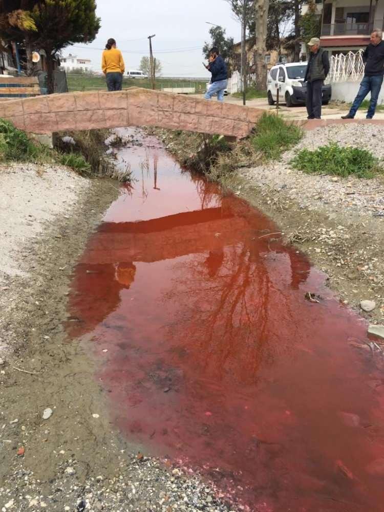 <p>Arıtılması gereken atık suyu direk dereye deşarj ettiği için kanundaki en üst sınırdan kasıtlı olarak su arıtılmadan dereye akıtıldığı için 1 milyon 799 bin lira ceza idari para cezası uygulandı. İşletme süresiz olarak faaliyetten men edildi. </p>
