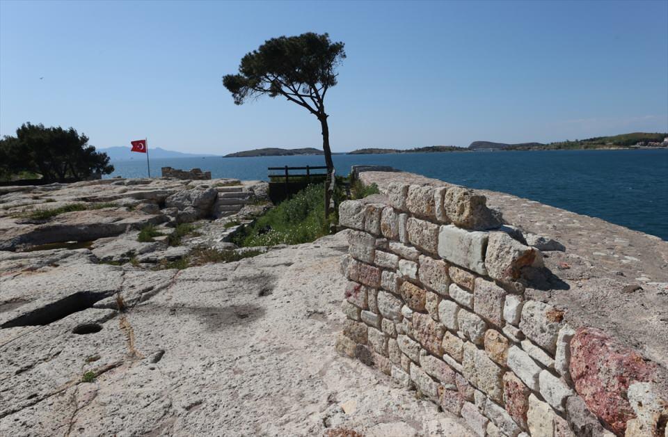 <p>Restorasyon çalışmaları tamamlandıktan sonra ziyaretçileri ile buluşacak." diye konuştu.</p>
