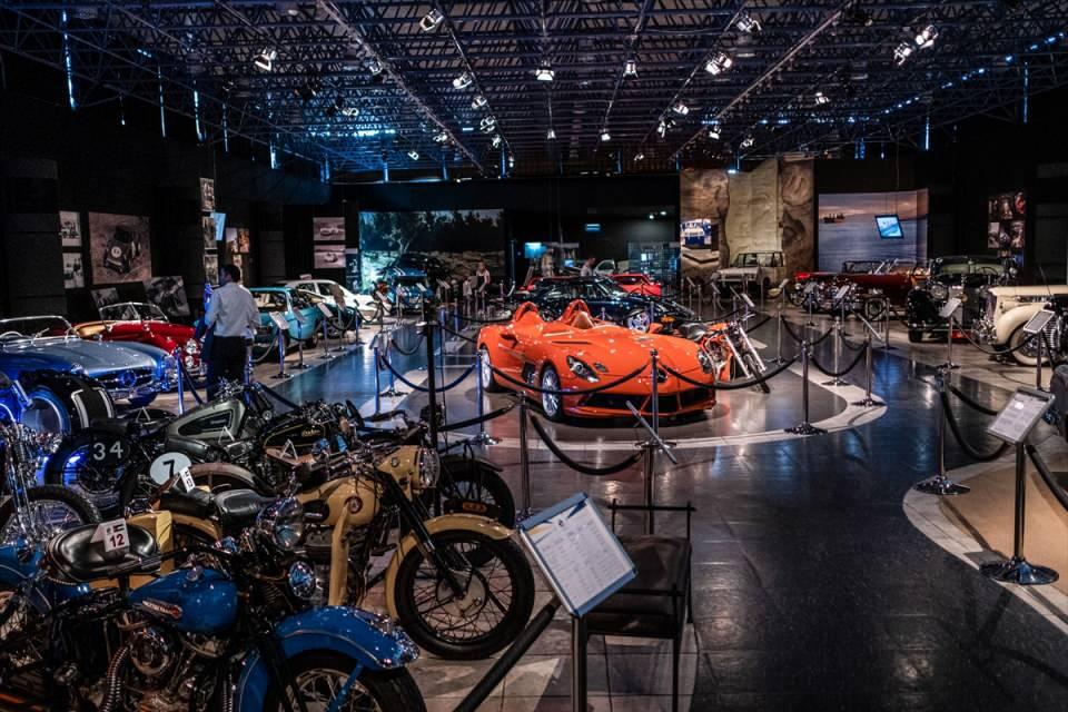 <p>"Motosikletin babası" olarak tanımlanan Daimler Experimental Motorcycle'ın da bir örneği müzede görülebiliyor.</p>

<p> </p>
