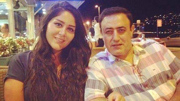 <p><span style="color:#800080"><strong>Mahmut Tuncer'in kızı olmanızın kariyerinize avantajları mı dezavantajları mı daha çok olmuştur?" sorusunu cevaplayan Gizem, şöyle konuşmuştu:</strong></span></p>
<p><span style="color:#800080"><strong>"Avantajlı olduğu yerler de dezavantajlı olduğu yerler de var. Birçok insana bu sebeple daha kolay ulaşırken aynı nedenle daha zor ulaşmam diye bir şey de söz konusu.</strong></span></p>