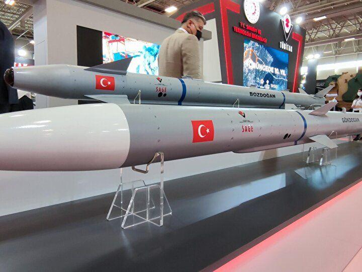 <p>Ses hızının çok üstünde uçan ve yüksek manevra yeteneğine sahip Bozdoğan, hava üstünlüğünün tesis edilmesinde kritik önemde görülüyor.</p>