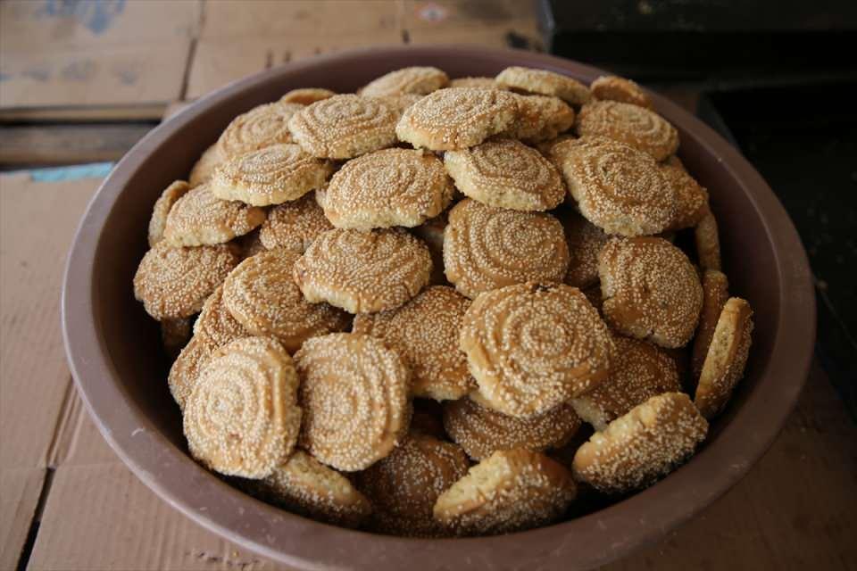 <p>Barutçu, her bayram 20 kilograma yakın kömbe yaptıklarını ifade etti.</p>

<p> </p>
