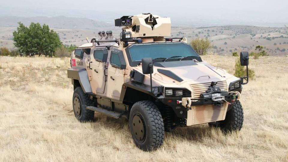 <p> Yörük 4x4'ün havan versiyonu ise 81 milimetre havan sistemiyle tanıtıldı. Araçlarda, kullanıcı talebi doğrultusunda Rheinmetall şirketinin havan silahlarına yer verildi.</p>
