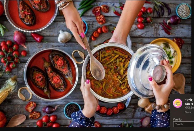 <p><span style="color:#0000CD"><strong>Ramazan'ın ardından bayramla birlikte öğün sayısının artması ve daha fazla yeme isteğinin oluşması, sindirim sistemi rahatsızlıklarına da kapı aralayabiliyor.</strong></span></p>
