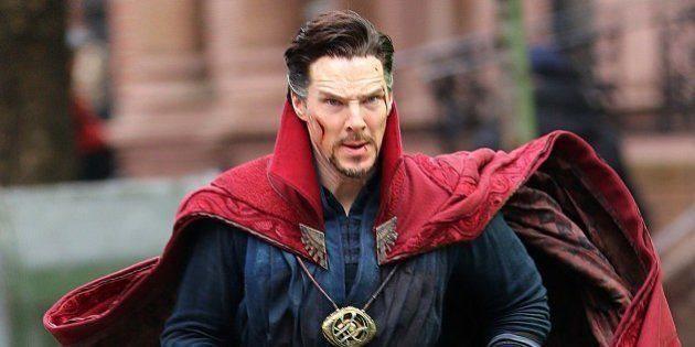 <p><span style="color:#B22222"><strong>Benedict Cumberbatch bu konuda yaptıklarıyla yetinmeyip Hollywood'daki meslektaşlarına da kendisi gibi davranmaları konusunda çağrıda bulunmuştu. </strong></span></p>