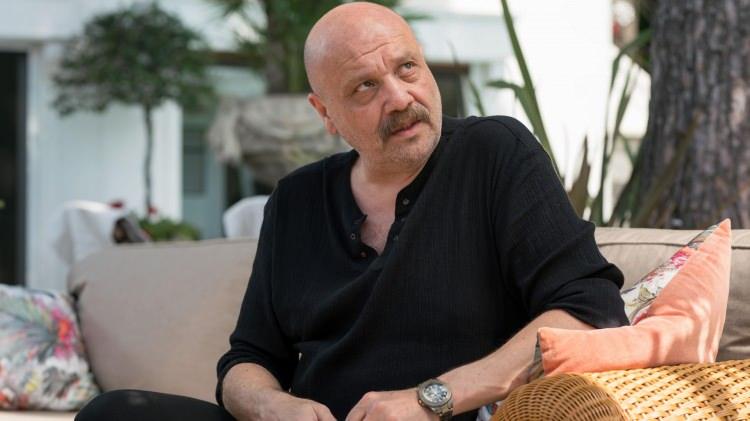 <p><strong>AHMET MÜMTAZ TAYLAN</strong></p>