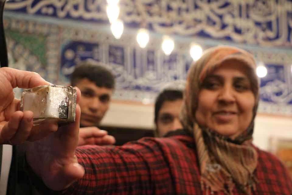 <p>Yunanistan ve Bulgaristan başta olmak üzere Balkan ülkelerinden gelen çok sayıda vatandaş camileri doldurdu. Selimiye Camii'nde saf tutan binlerce vatandaş, yatsı ve teravih namazının ardından dua etti.</p>

<p> </p>
