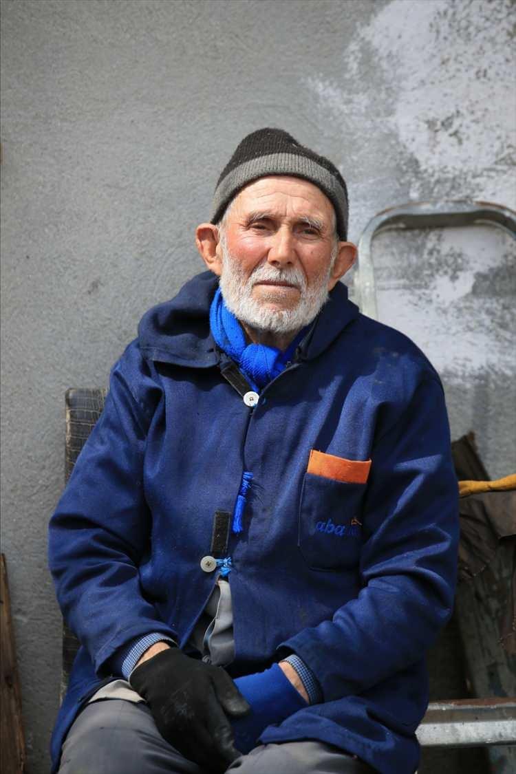 <p> 'Falanca yere leylek gelmiş, havada leylek görmüşler' dediklerinde gözümü gökyüzünden ayırmam. Biz artık onları benimsedik."</p>

<p> </p>
