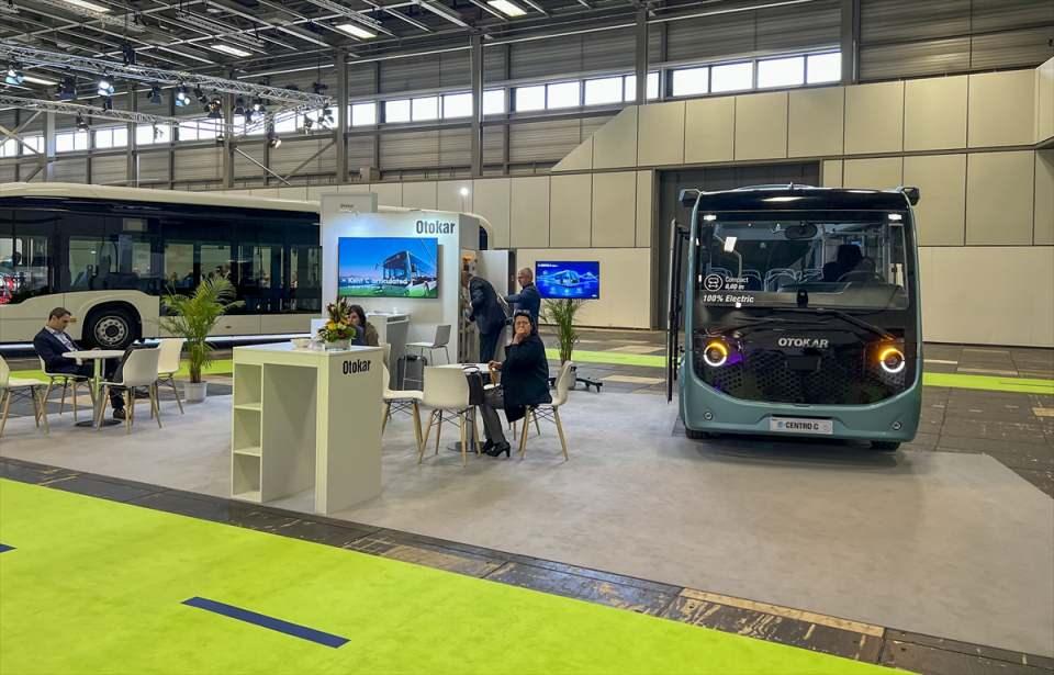 <p>Almanya’nın başkenti Berlin'de BUS2BUS fuarına katılan Türk otobüs üreticileri, çevre dostu vizyonu kapsamında geliştirdikleri son model elektrikli otobüslerini tanıttı.</p>
