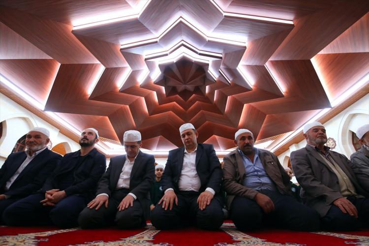 <p><strong>MALATYA</strong></p>
<p>Malatya'nın Darende ilçesinde Kadir Gecesi dolayısıyla Yeni Cami'de program düzenlendi.</p>
<p> </p>