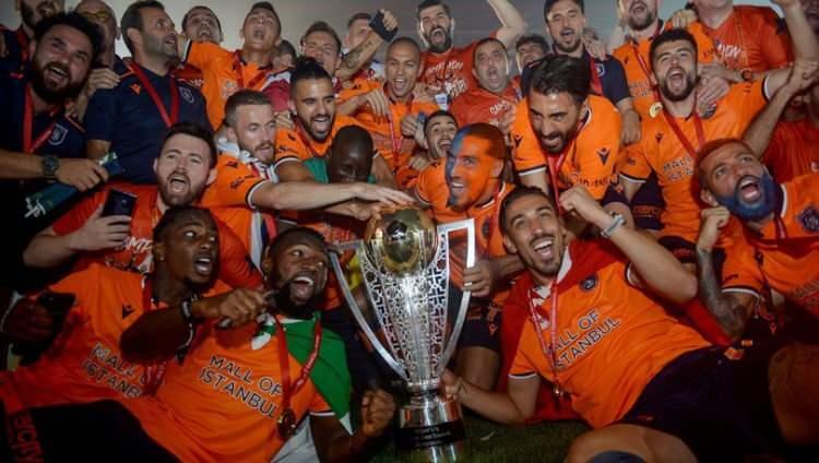 <p>2020 yılı Süper Lig şampiyonu Medipol Başakşehir</p>