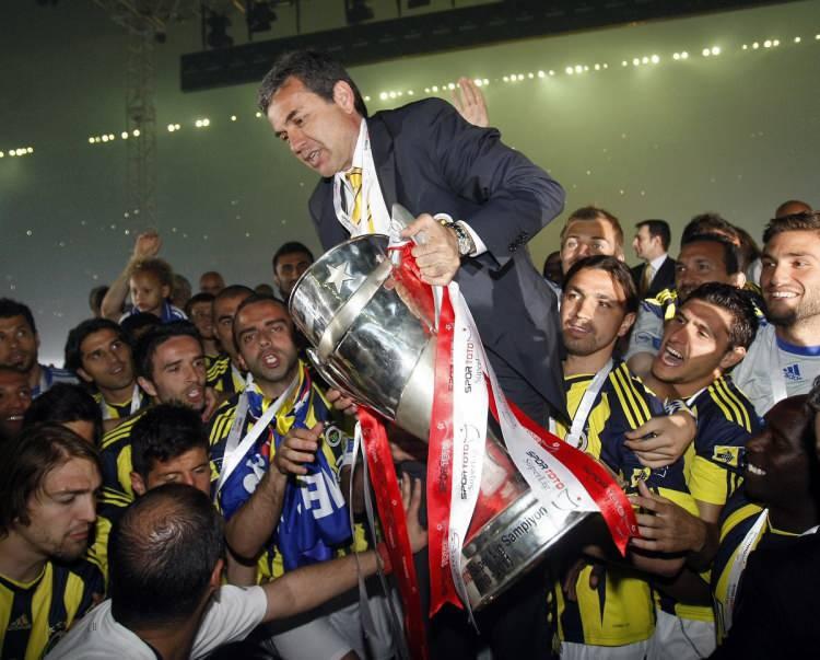 <p>2011 yılı Süper Lig şampiyonu Fenerbahçe</p>
