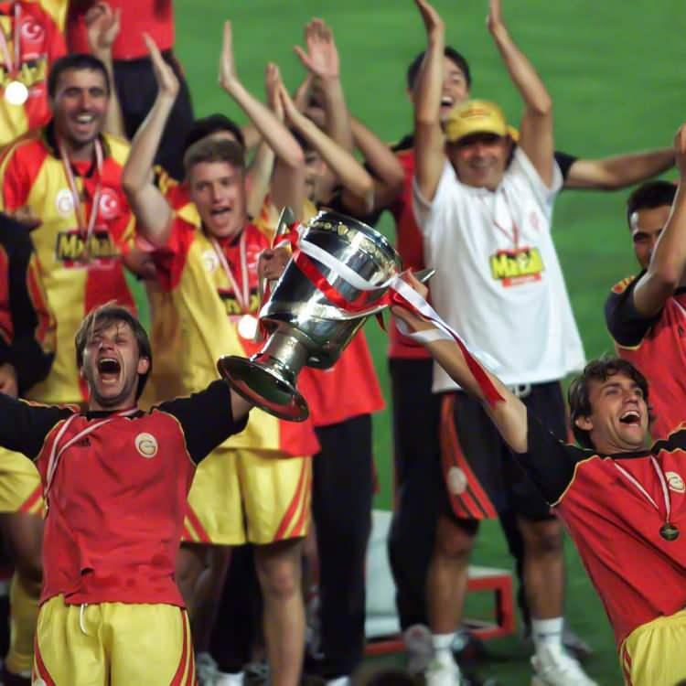 <p>1999 yılı Türkiye 1. Ligi şampiyonu Galatasaray</p>
