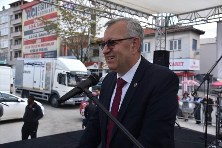 <p>Dallığın ormanda yapılan kutlama ve piknik anlamına geldiğini anlatan Aksal, doğanın uyanışının birlik ve beraberliğe vesile olmasını diledi.</p>
<p> </p>
