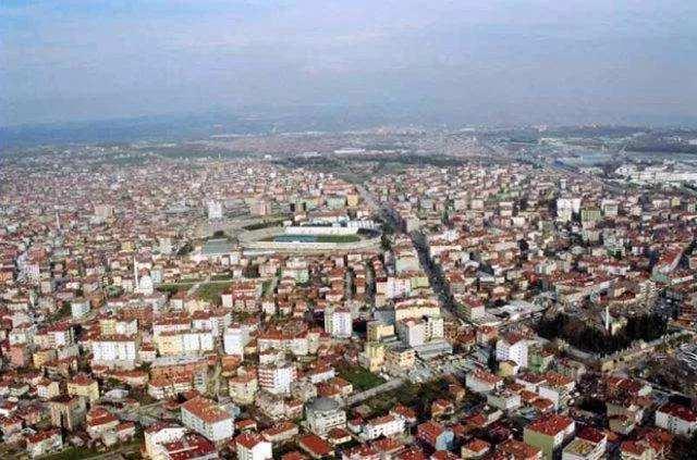 <p><strong>Gebze, Kocaeli</strong></p>
<p>Nüfus: 399.558 kişi</p>
<p> </p>