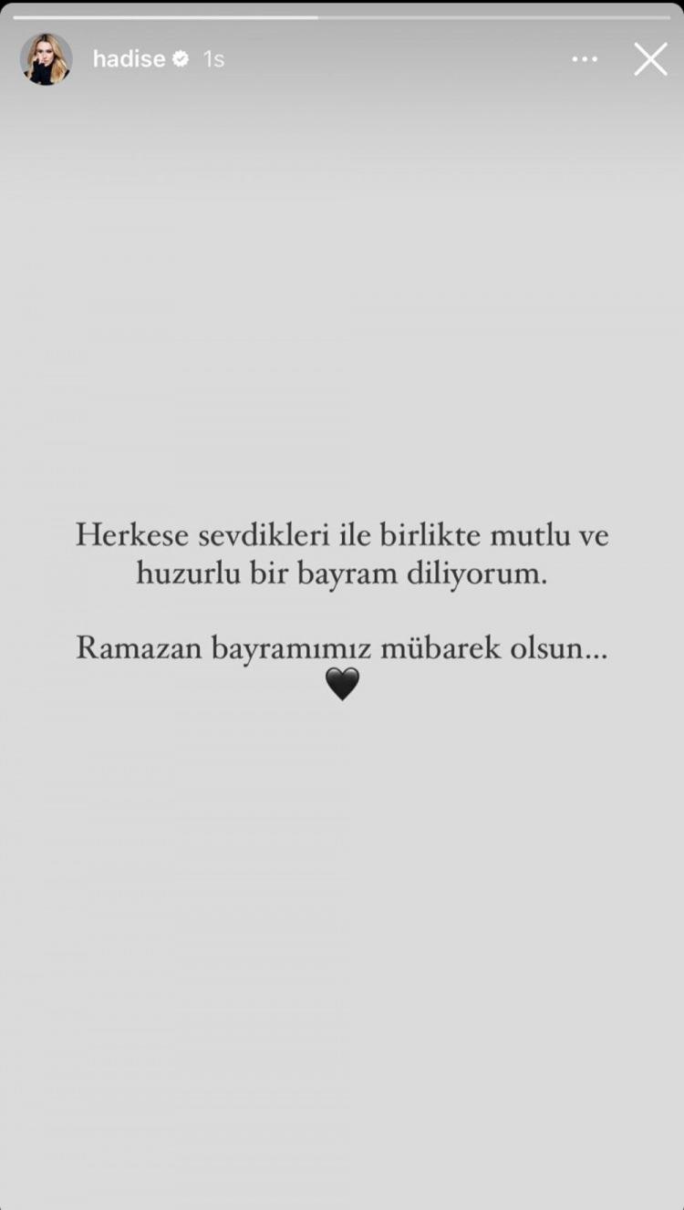 <p><span style="color:#B22222"><strong>Hadise</strong></span></p>