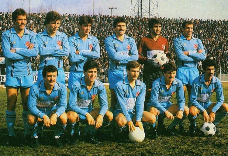 <p>1981 yılı Türkiye 1. Ligi şampiyonu Trabzonspor</p>
