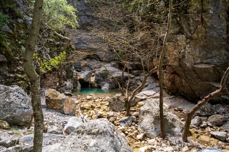 <p>Buraya da kanyonu fotoğraflamak amacıyla geldik. Gerçekten aradığımız doğal bir güzellik. İnsanın böyle huzurlu bir yere ihtiyacı var. Böyle güzellikleri de korumamız gerekiyor. Buraya gelmek güzel de bir etkinlik oldu” dedi.</p>