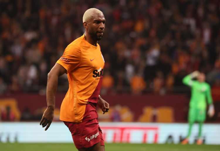 <p>Ryan Babel<br />
<br />
​Yaş: 35<br />
<br />
Güncel Kulüp: Galatasaray</p>
