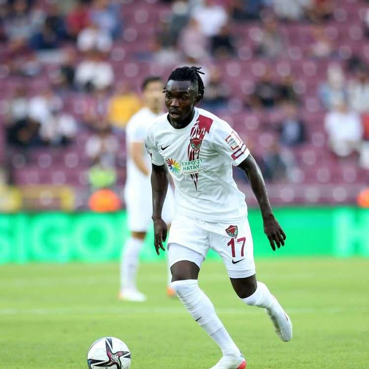 <p>Adama Traore<br />
<br />
Yaş: 26<br />
<br />
Güncel Kulüp: Hatayspor</p>
