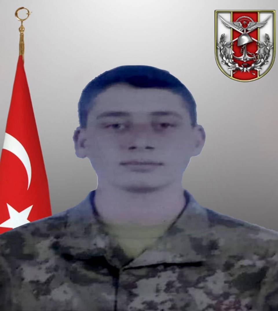 <p>Törene, Adalet Bakan Yardımcısı Zekeriya Birkan, Balıkesir Valisi Hasan Şıldak, Balıkesir’in AK Parti ve CHP’li milletvekilleri, siyasi partilerin il başkanları ve yüzlerce vatandaş katıldı. </p>
