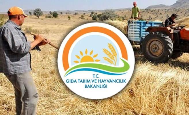 <p>Bakanlık tarafından oluşturulan çiftçilerin kayıt altına alındığı tarımsal veri tabanı olan ÇKS'ye kayıtlı çiftçiler, birçok tarımsal destekten faydalanabiliyor.</p>