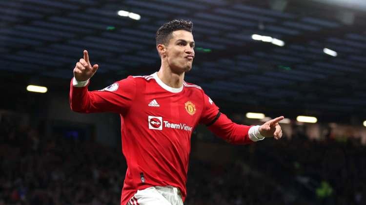 <p>3- Cristiano Ronaldo – 115 milyon dolar</p>
