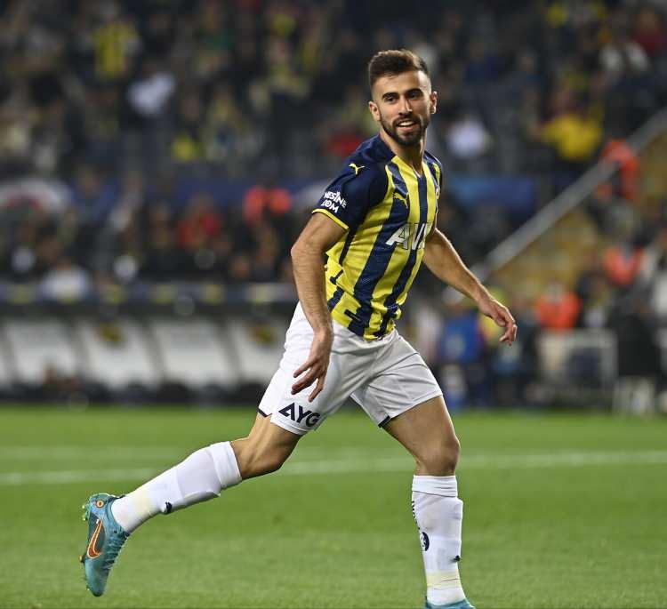 <p>DIEGO ROSSI</p>
