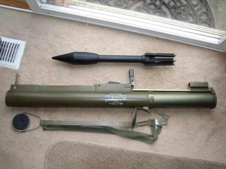 <p>M-72 LAW Anti-Tank Silahı</p>