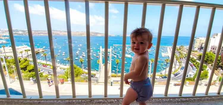<p>En düşük doğurganlık hızı Malta'da</p>
<p>Avrupa Birliği İstatistik Ofisi (AB) Eurostat ve Türkiye İstatistik Kurumu (TÜİK) verilerine göre AB üyesi 27 ülkede toplam doğurganlık hızları incelendiğinde, 2020 yılında en yüksek toplam doğurganlık hızına sahip ülke 1,83 çocuk ile Fransa oldu. </p>