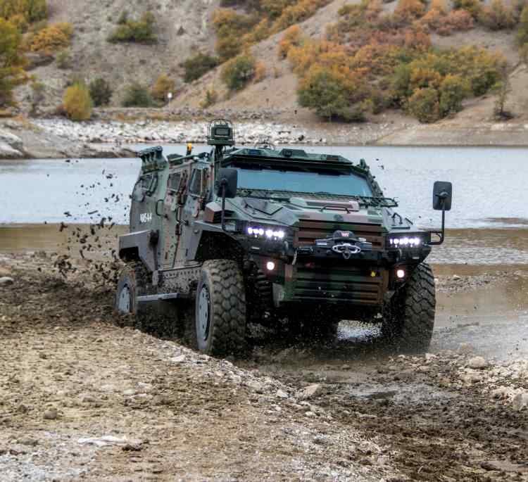 <p>AA muhabirinin aldığı bilgiye göre, bugüne kadar geliştirdiği tüm araçlarla ihracat başarısı yakalayan Nurol Makina, bu geleneği Yörük 4X4’le sürdürüyor.</p>

<p> </p>
