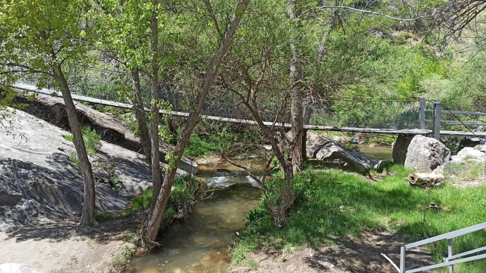<p>Projenin birinci etabı tamamlandı. Ören yerlerine bağlantıyı sağlayacak, tarih ve doğa turizminin iç içe olacağı projenin ikinci etabında ise çalışmalar devam ediyor” dedi.</p>
