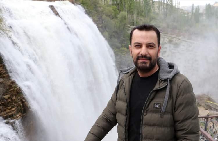 <p>Burası Türkiye'mizin gezilecek yerlerinden bir tanesi. İnsanların buraya gelip bölgeyi keşfetmelerini tavsiye ediyorum." ifadesini kullandı.</p>

<p> </p>
